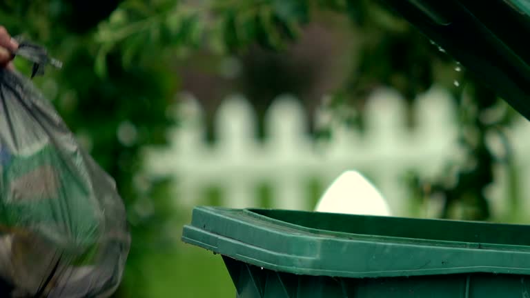 Best Construction Debris Removal  in Mapleton, MN